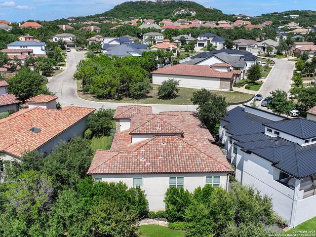 7222 BLUFF RUN, San Antonio, TX 78257