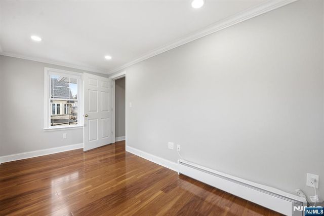 16 Munn Street 2, Montclair, NJ 07042