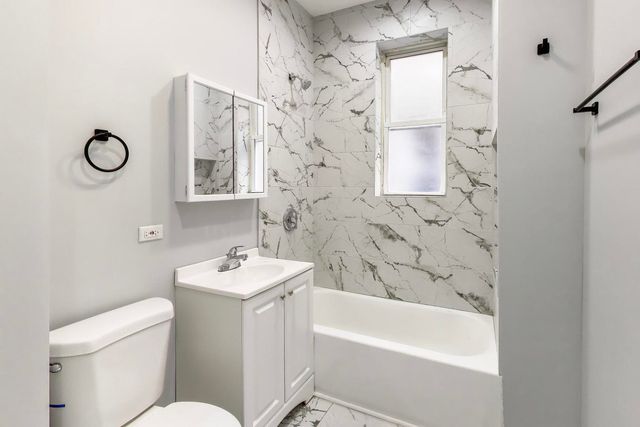 4318 W Cullerton Street, Chicago, IL 60623