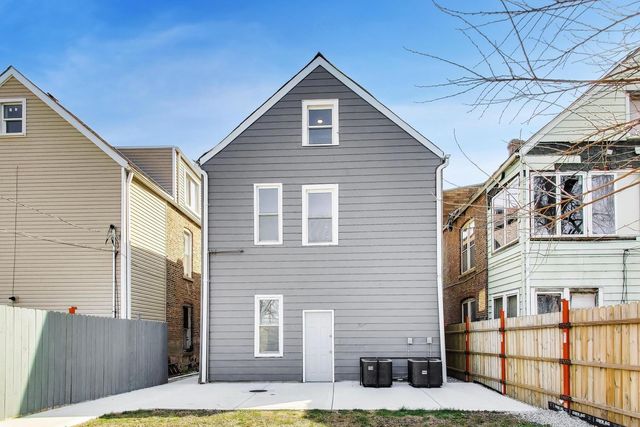 4318 W Cullerton Street, Chicago, IL 60623