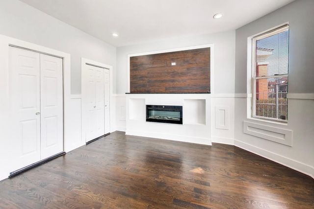 4318 W Cullerton Street, Chicago, IL 60623