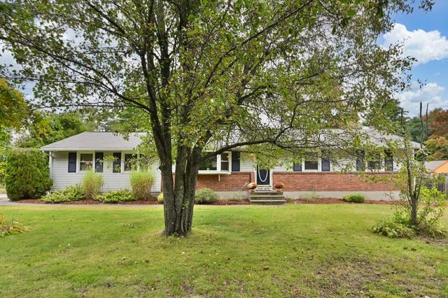 1 Woodland Drive, Merrimack, NH 03054