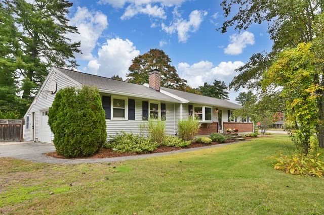 1 Woodland Drive, Merrimack, NH 03054