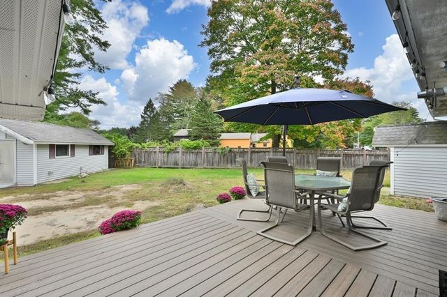 1 Woodland Drive, Merrimack, NH 03054