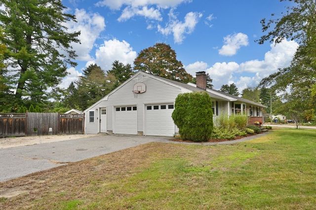 1 Woodland Drive, Merrimack, NH 03054