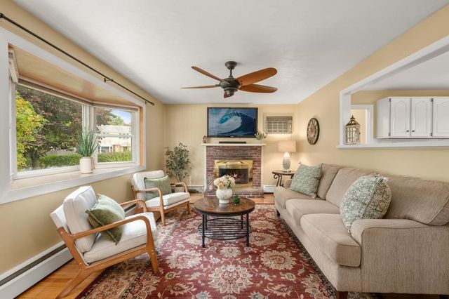 1 Woodland Drive, Merrimack, NH 03054