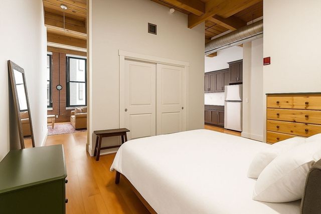 49 Melcher St 405, Boston, MA 02210