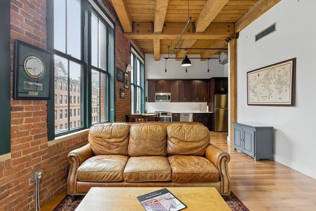 49 Melcher St 405, Boston, MA 02210