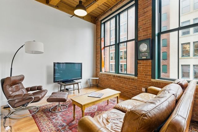 49 Melcher St 405, Boston, MA 02210