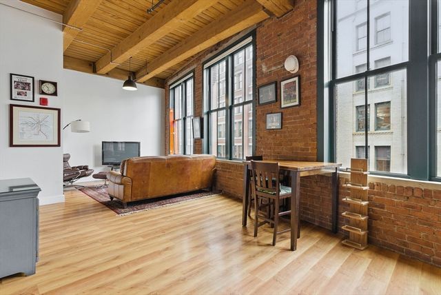 49 Melcher St 405, Boston, MA 02210