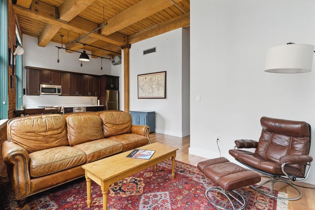 49 Melcher St 405, Boston, MA 02210