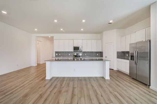 9607 Sterling Arbor Drive, Baytown, TX 77521