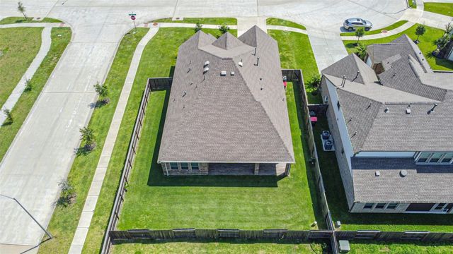 9607 Sterling Arbor Drive, Baytown, TX 77521