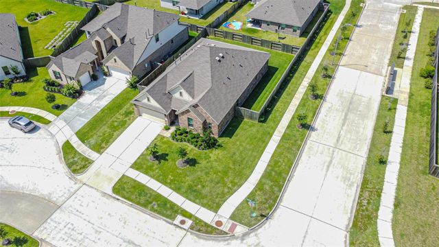 9607 Sterling Arbor Drive, Baytown, TX 77521