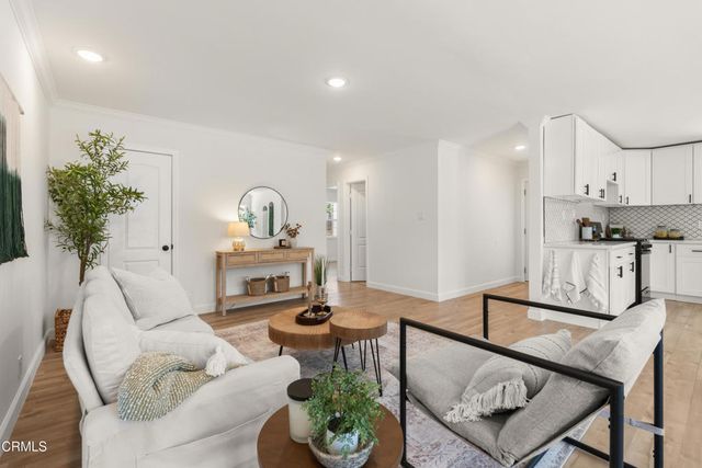 5105 Larkspur Drive, Ventura, CA 93001