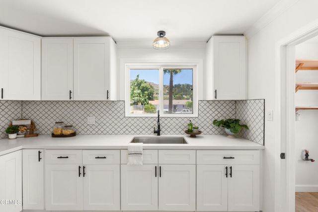 5105 Larkspur Drive, Ventura, CA 93001