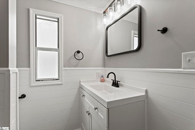 120 Piedmont Golf Course Road, Piedmont, SC 29673