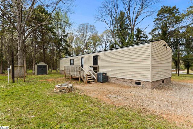 120 Piedmont Golf Course Road, Piedmont, SC 29673