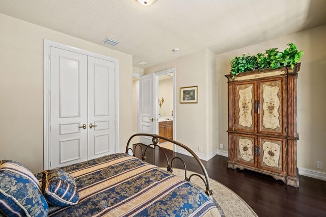 12741 Kapok Lane, Davie, FL 33330