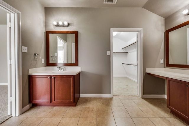 409 Braewick Drive, Fort Worth, TX 76131