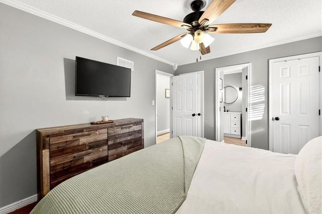 3605 S Scott Avenue, Independence, MO 64052