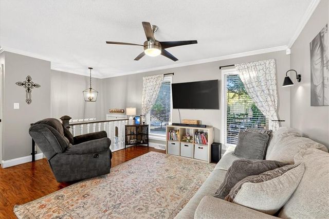 3605 S Scott Avenue, Independence, MO 64052