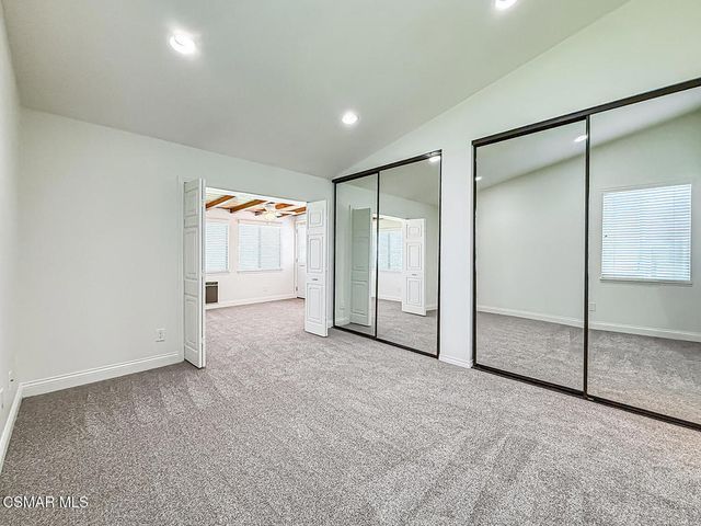 42203 Village 42, Camarillo, CA 93012