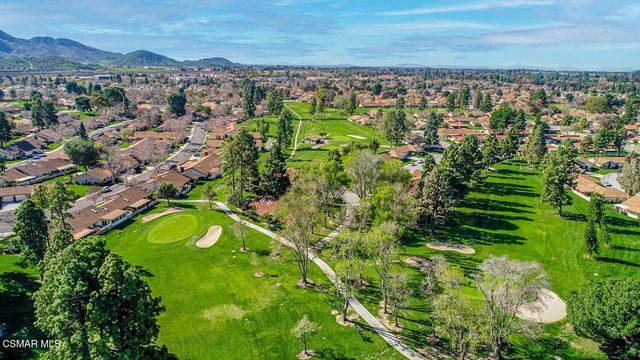 42203 Village 42, Camarillo, CA 93012