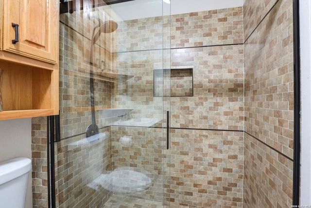 12302 Lone Shadow Trail, Live Oak, TX 78233