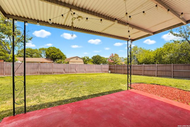 12302 Lone Shadow Trail, Live Oak, TX 78233