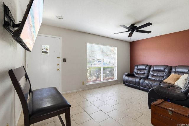 12302 Lone Shadow Trail, Live Oak, TX 78233
