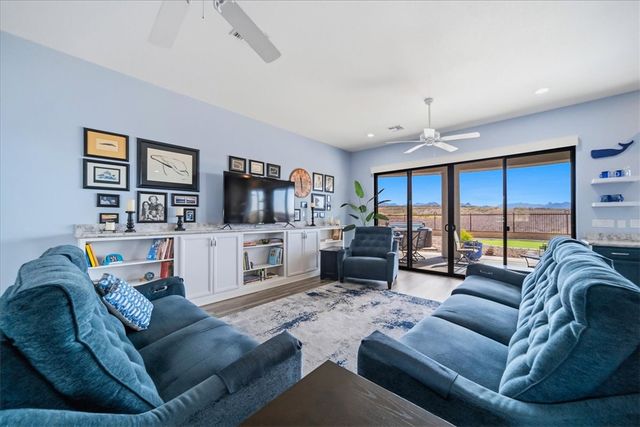 2998 Paddlewheel Cove Cove, Bullhead City, AZ 86429