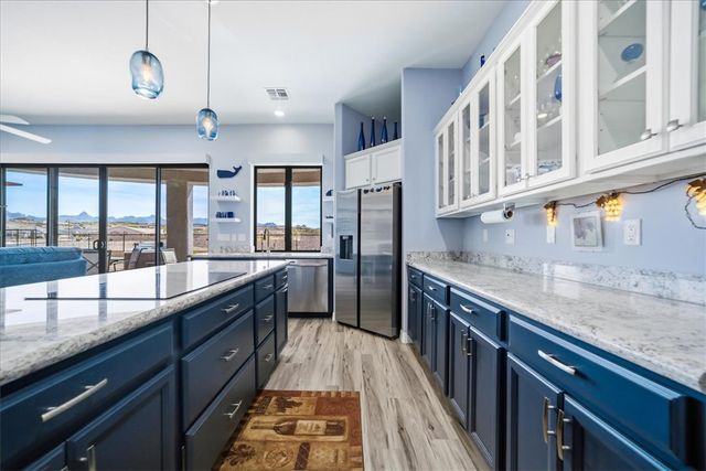 2998 Paddlewheel Cove Cove, Bullhead City, AZ 86429