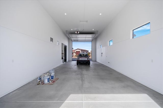 2998 Paddlewheel Cove Cove, Bullhead City, AZ 86429