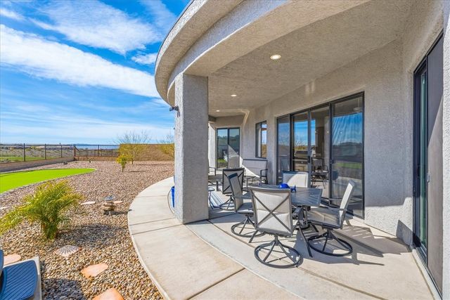 2998 Paddlewheel Cove Cove, Bullhead City, AZ 86429