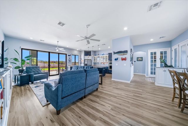 2998 Paddlewheel Cove Cove, Bullhead City, AZ 86429