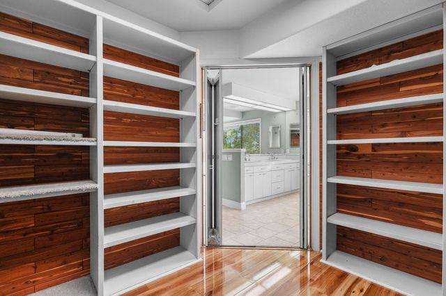 17505 Forest View Drive, Redding, CA 96003