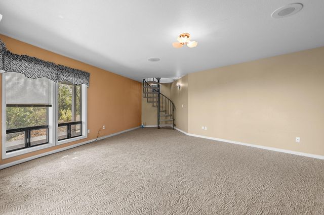 17505 Forest View Drive, Redding, CA 96003