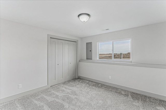 1510 E Midway Ct., Valley Center, KS 67147