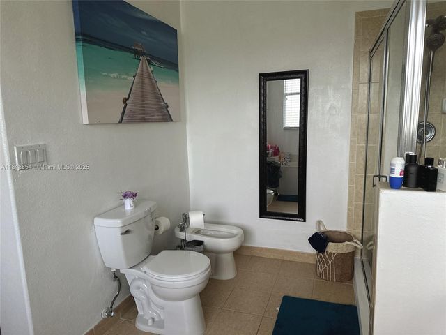 16419 SW 84th St, Miami, FL 33193