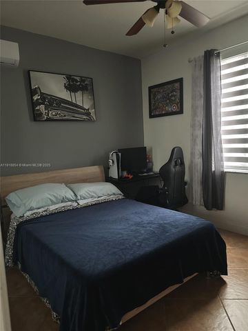 16419 SW 84th St, Miami, FL 33193