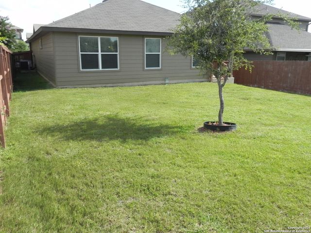 6923 Quantum Loop, San Antonio, TX 78252