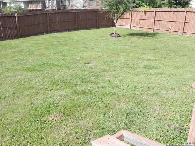 6923 Quantum Loop, San Antonio, TX 78252
