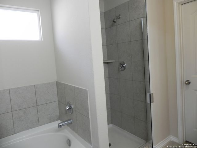 6923 Quantum Loop, San Antonio, TX 78252