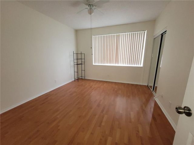78 Simonton Circle, Weston, FL 33326