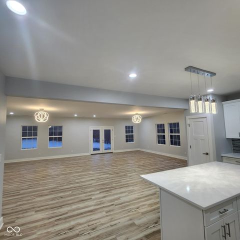 2159 W 58th Street, Indianapolis, IN 46228