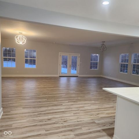 2159 W 58th Street, Indianapolis, IN 46228