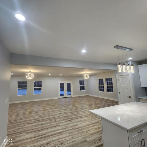 2159 W 58th Street, Indianapolis, IN 46228