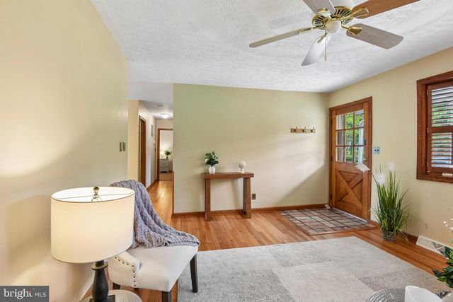 878 OAKDALE CIR, Millersville, MD 21108