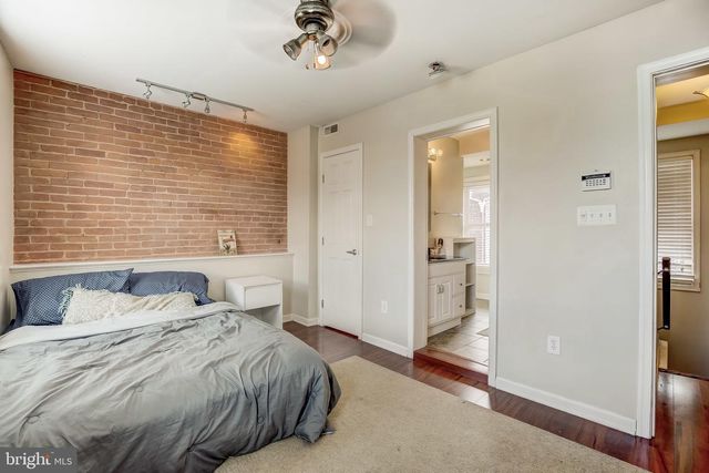 1125 S CHARLES ST, Baltimore, MD 21230